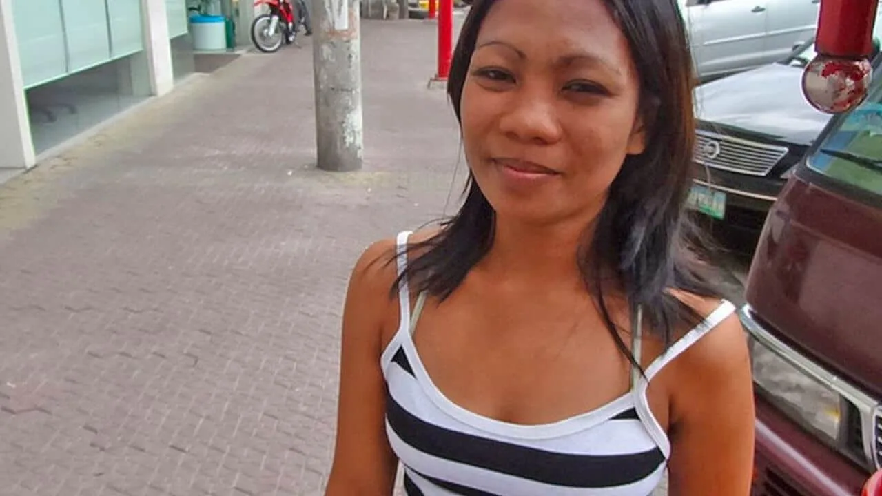 XXX Filipina video with dark-skinned spinner doing anal - Trike Patrol - 38982